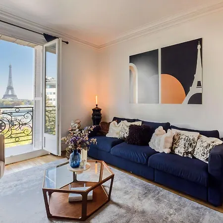 Luxury Flat Eiffel View 3br 7 Guests * Paris
