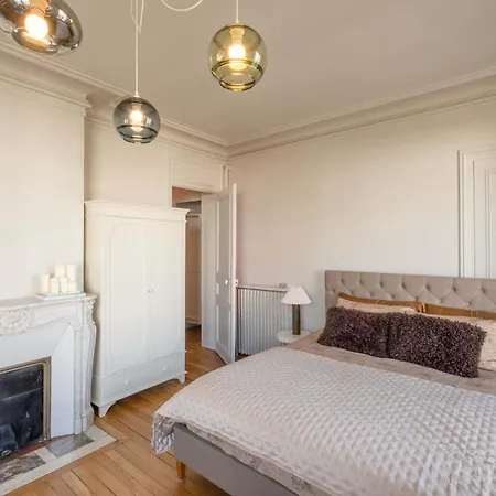 Luxury Flat Eiffel View 3br 7 Guests Apartment